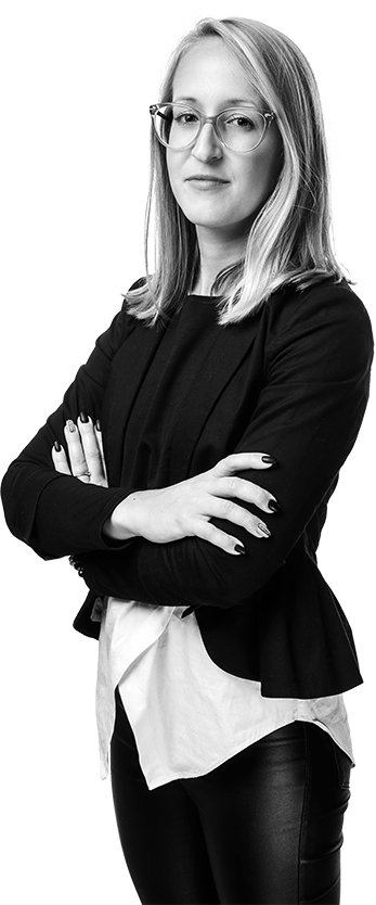 Dr. Fanni Bozai Dr. Fanni Bozai